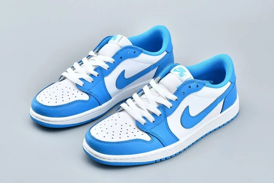 Найк 1 лоу. Nike Air Jordan 1 Low SB UNC. Nike Air Jordan 1 Low UNC. Nike Air Jordan 1 Low Blue White. Nike Air Jordan 1 Low Blue.