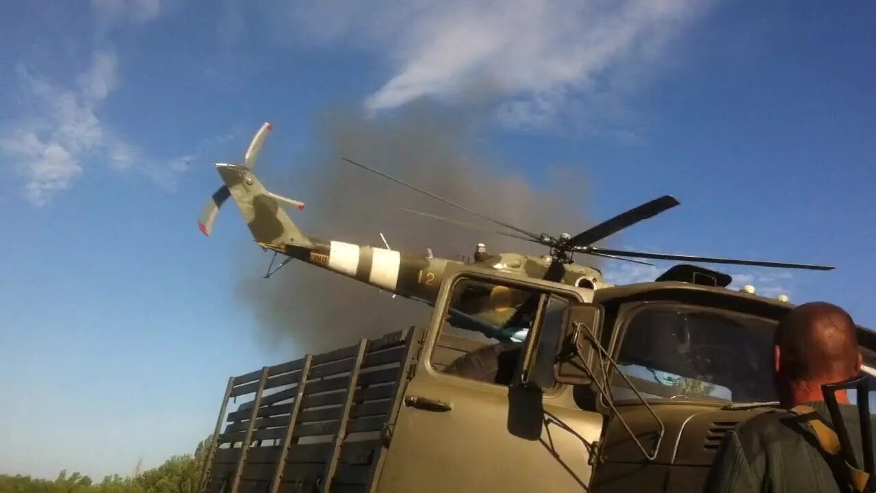 Украинский вертолёт ми-8 всу. Вертолет ка-52 "аллигатор". Украинские вертолеты видео. Всу вертолета ми-8. Украинские вертолеты видео.