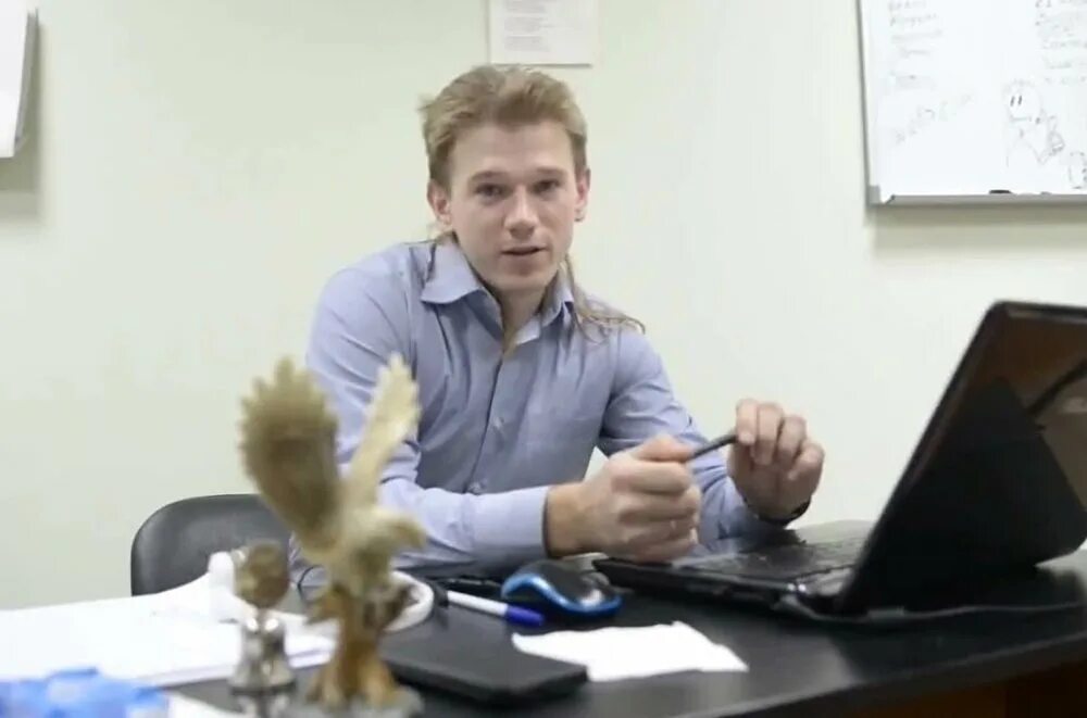 Мы работаем дальше. Работаем дальше. веб студия сокол. веб студия сокол мемы.