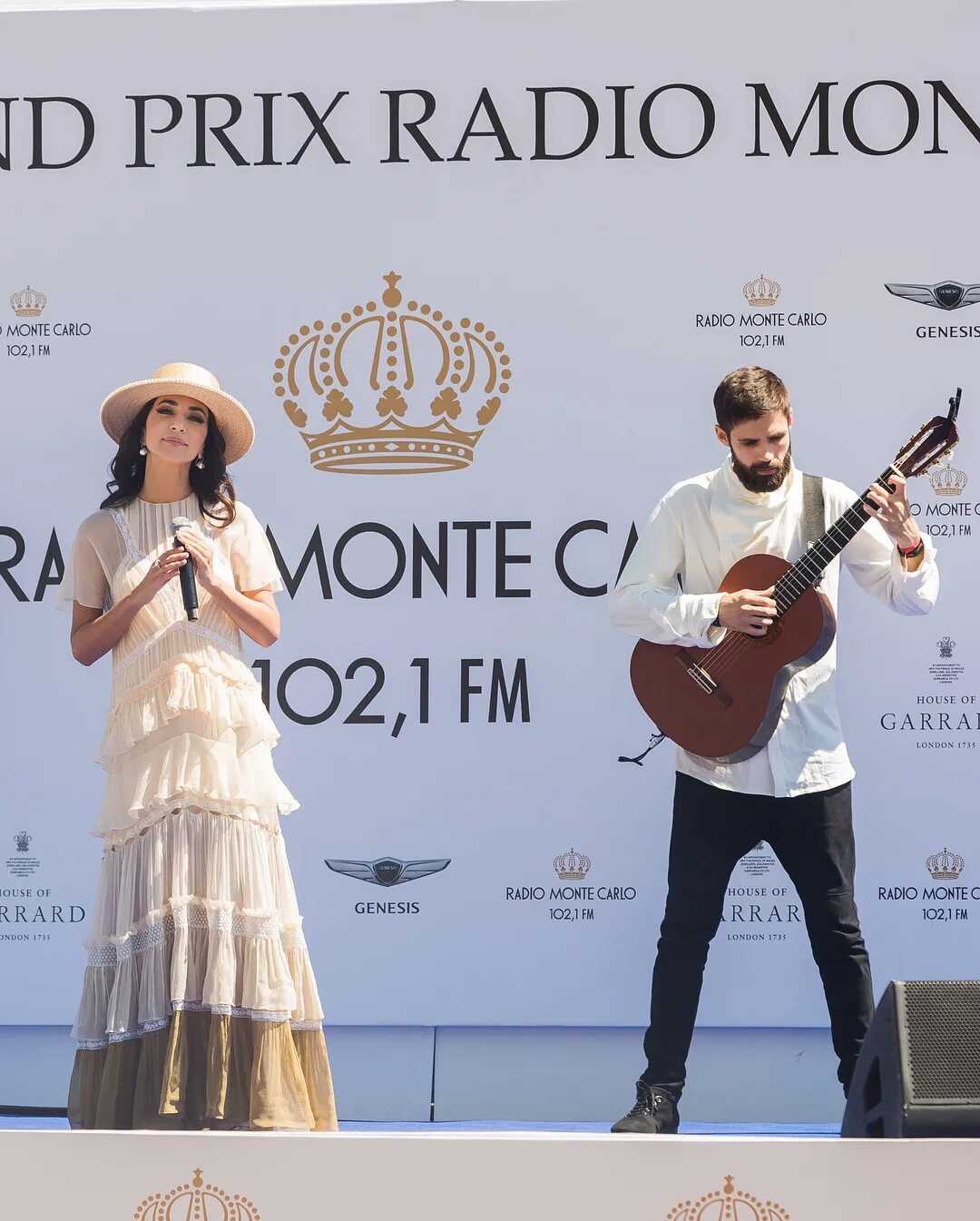 Радио Монте Карло. Радио Монте Карло логотип. Радио Монте Карло ведущие. Радио Монте Карло плейлист.