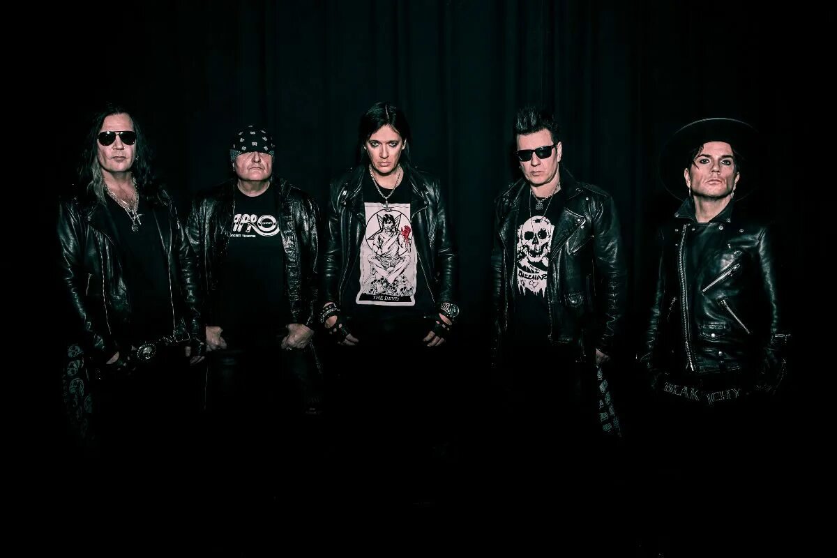 Группа the 69 eyes. Группа the 69 eyes live. Группа the 69 eyes 2020. Rock группа the 69 eyes. Группа the 69 eyes 2020.