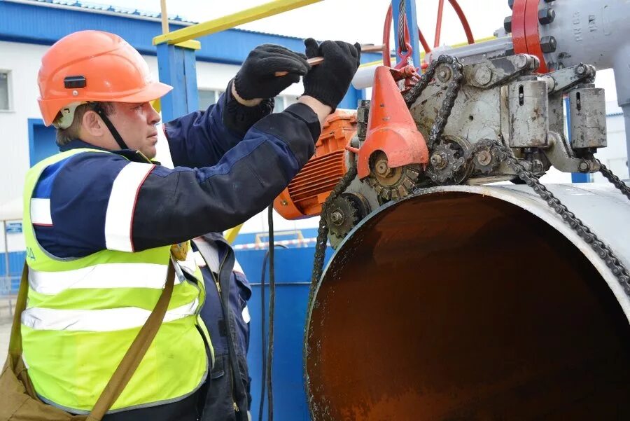 Эксплуатация и ремонт газопроводов. Монтажник технологических трубопроводов. Монтажник технологического оборудования и трубопроводов. Монтаж технологических трубопроводов. Сооружение газонефтепроводов и газонефтехранилищ.