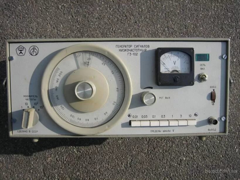 генератор сигналов г3-137. генератор сигналов низкочастотный гз-36а. генератор стоячей волны схема. звуковой генератор и осциллографе. генератор звуковых колебаний.