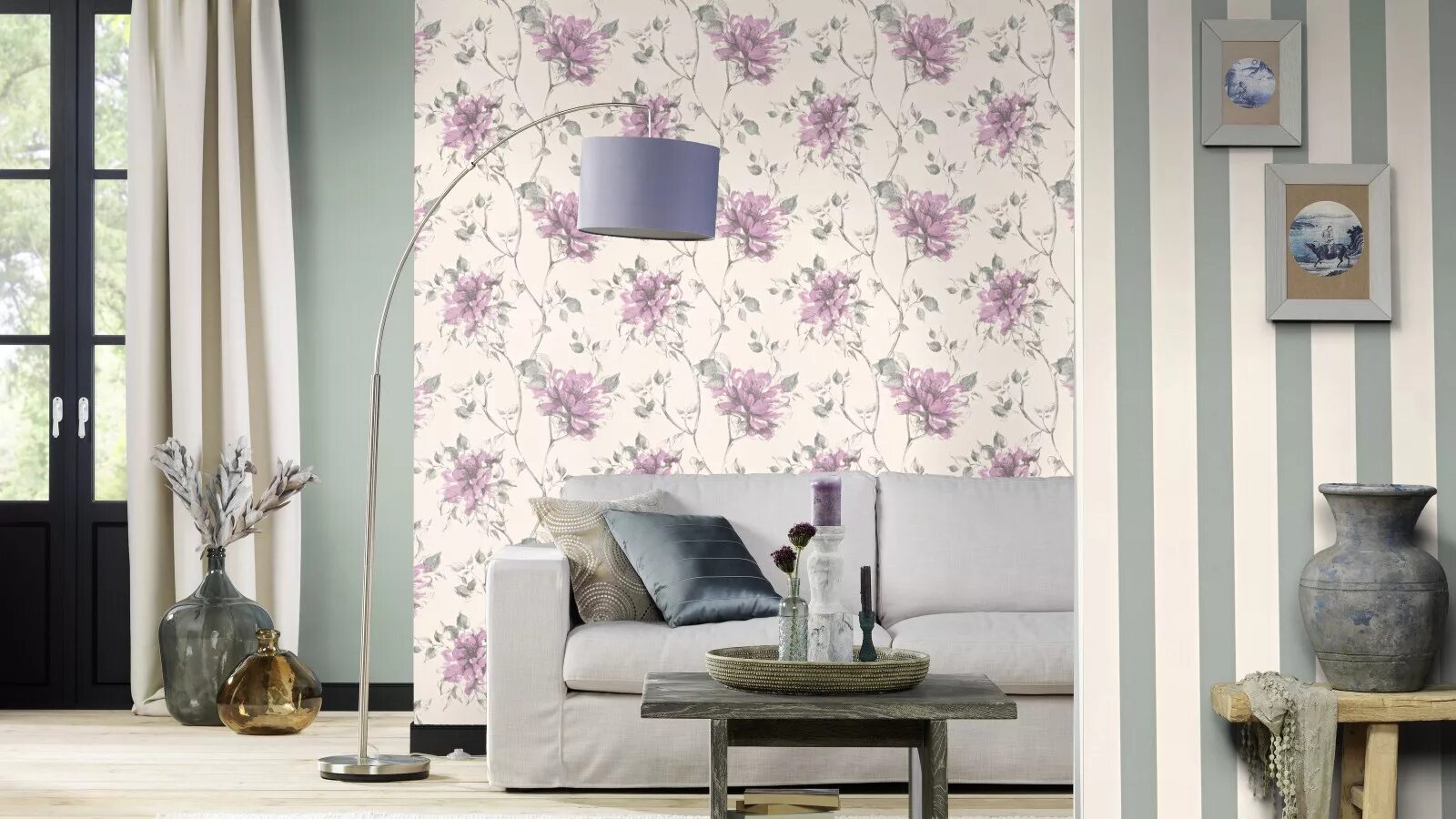 Клеить обои. Наклеить обои метр шириной. Наклеить обои метр шириной. Наклеить обои метр шириной. Наклеить обои метр шириной.