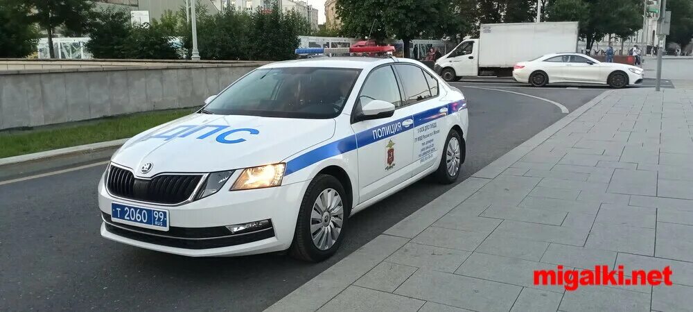 Номер полиции города москва. Полиция китай город. Номер полиции полный. Московские полицейские машины. Номер полиции города москва.