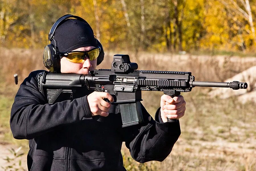 Карабин вепрь стрельба. Охота с карабином вепрь 308. Карабин вепрь стрельба. Впо 101. Стрельба из карабин вепрь-12 молот.