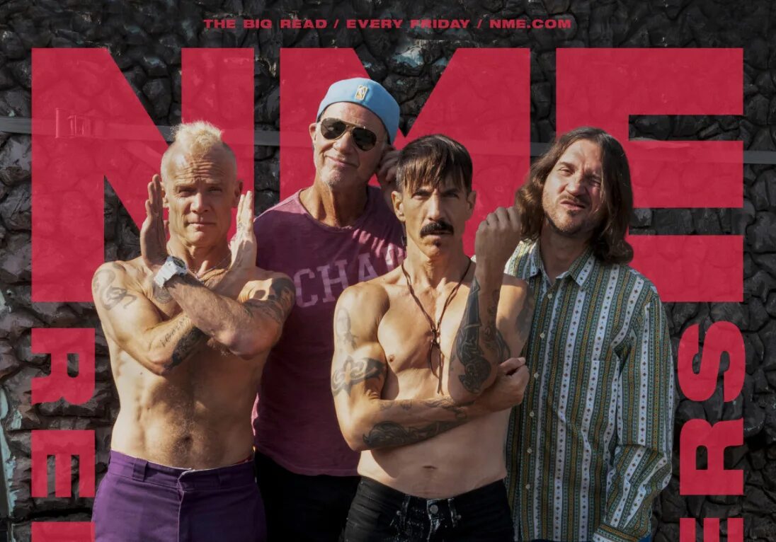 Red hot chili peppers love. Ред хот Чили пеперс. Red hot Chili Peppers 2021. Red хот Чили пеперс. Ред хот Чили Пепперс сейчас.