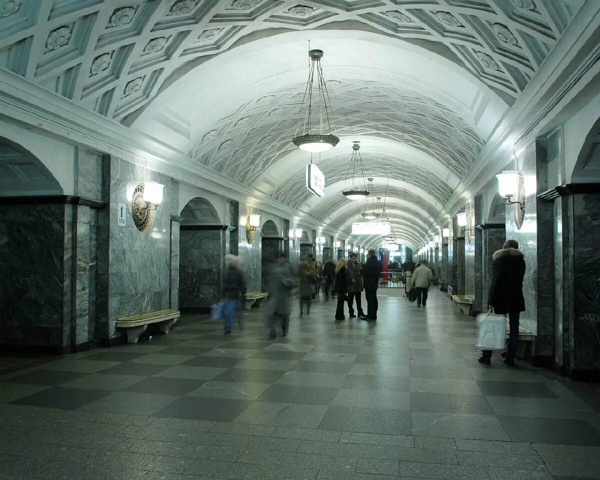 Курская арбатская. Курская (станция метро, Арбатско-Покровская линия). Метро Курская Кольцевая. Станция метро Курская Арбатско-Покровской линии. Станция Курская кольцевой линии.