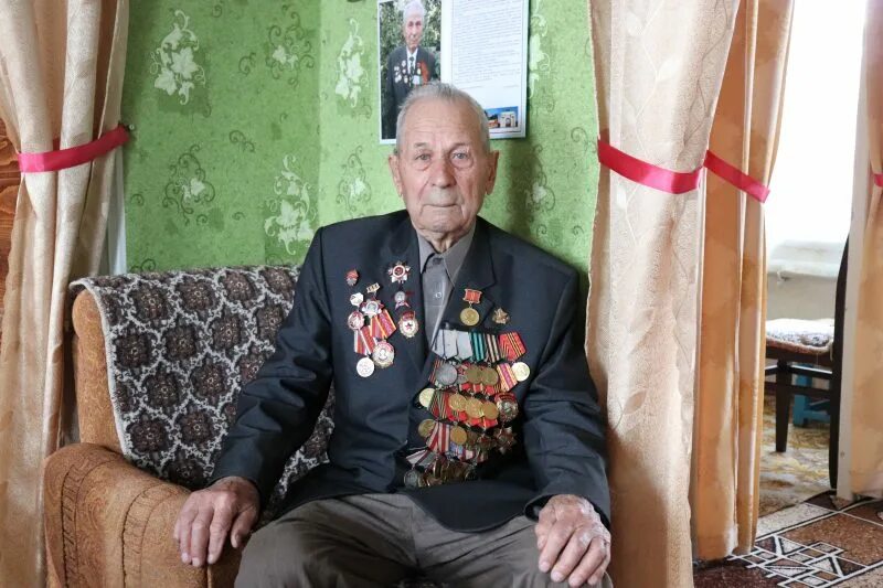 95 лет искандеру