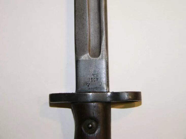 Vz 24 штык. Штык энфилд 1907. Австрийский штык нож 1941. Штык лебель 1886. Японский штык нож арисака.