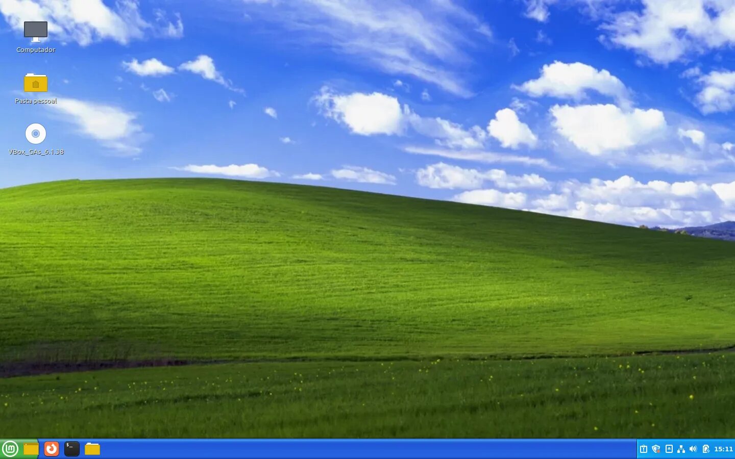 Бесплатная хр. Windows XP рабочий стол. Фон Windows XP. Рабочий стол виндовс хр оригинал. Заставка Windows XP.