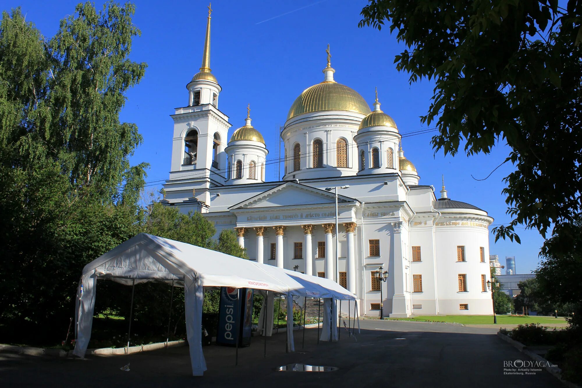 Ново-Тихвинский женский монастырь в Екатеринбурге.