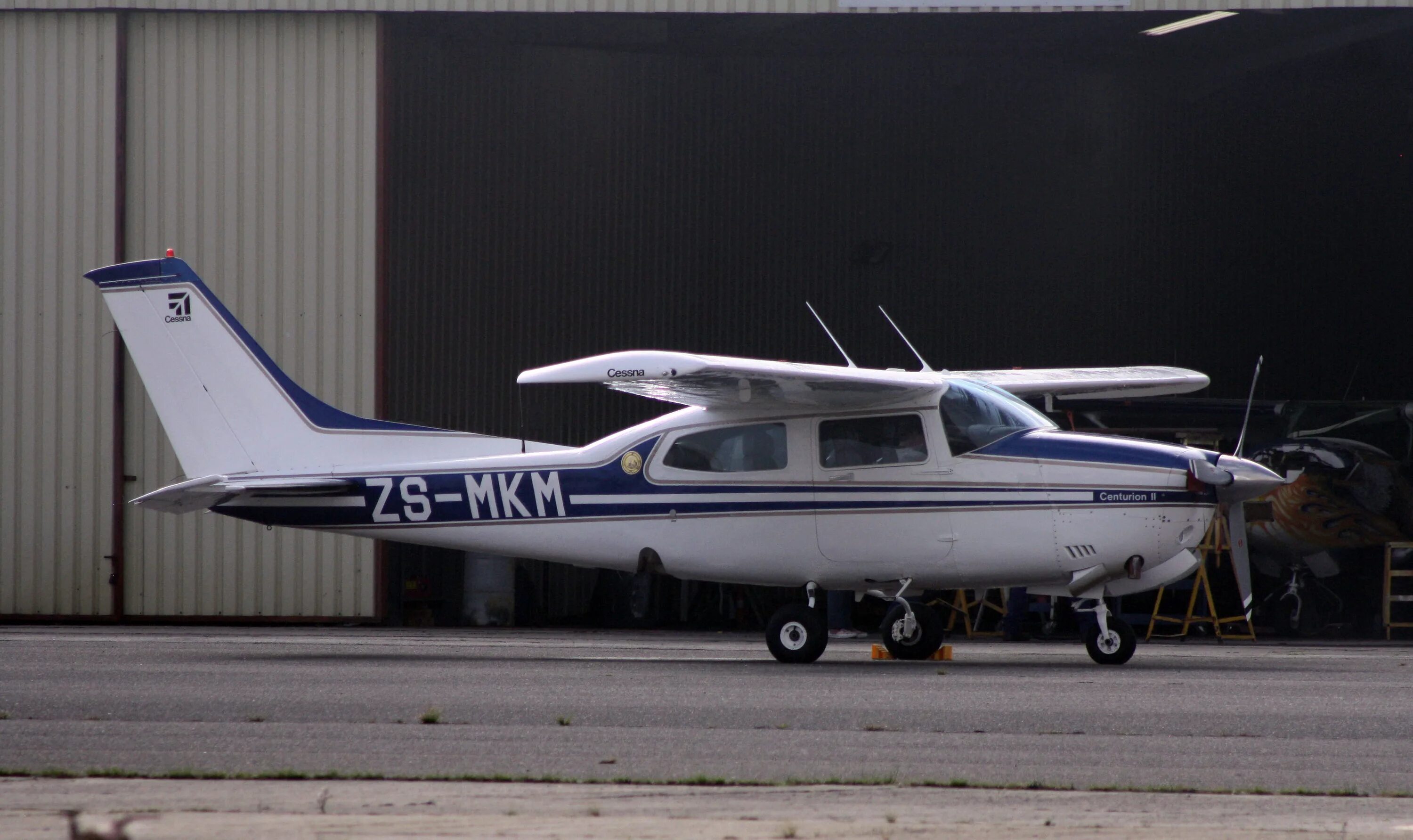 N 210. N 210