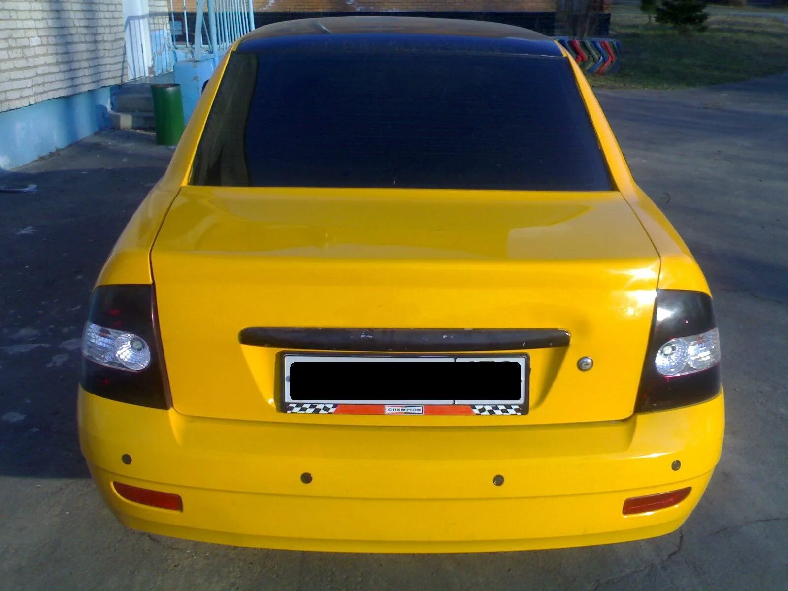 желтую ладу приору. приора хэтчбек желтая. желтая приора 424. желтая приора 2. лада приора мустанг.