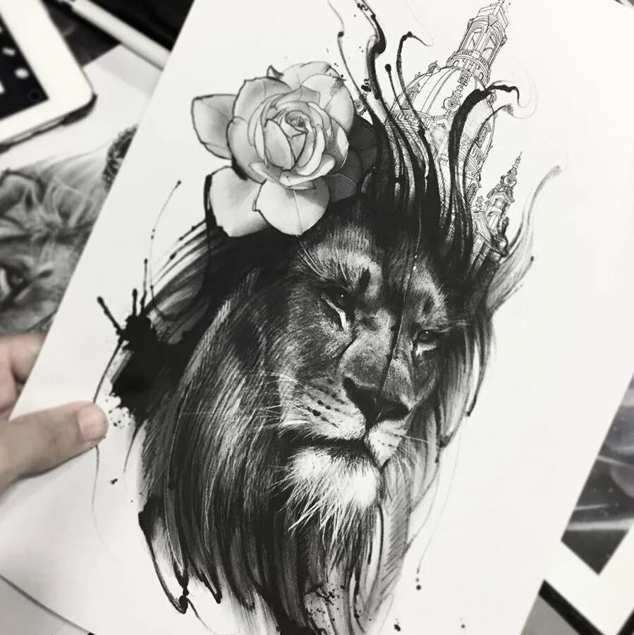 тату лев цветы. лев в цветах эскиз. тату лев цветы. тату лев цветы. випшейдинг львица.