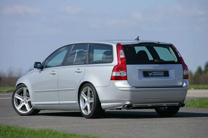 Volvo v50 r. Volvo v50 Heico. Вольво в50 универсал. Volvo v50 универсал.