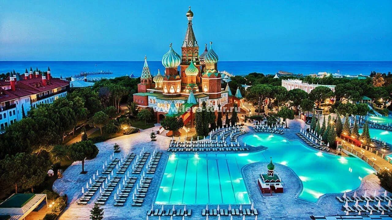 Отдых красивые города. Кремлин Палас Турция Анталия. Asteria Kremlin Palace 5 Турция Анталия. Астерия Кремлин Палас Турция. Астерия Кремлин Палас Турция Анталия пляж.