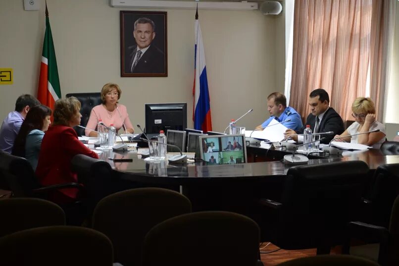 Республика татарстан руководители исполнительных комитетов. Государственная инспекция труда в республике. инспекция по труду казань. государственная инспекция труда в республике татарстан. руководитель гит рт.