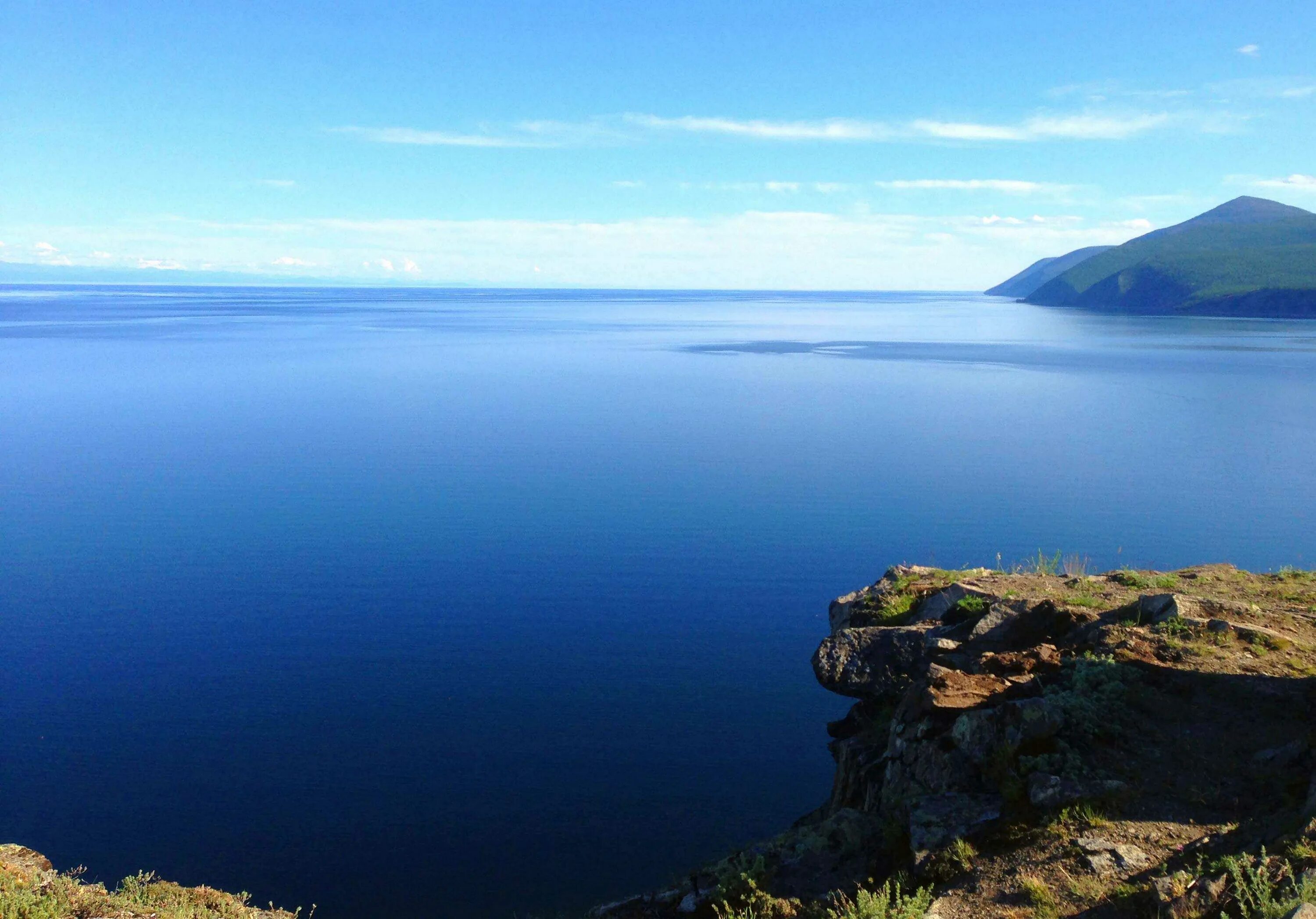 Озеро Байкал. Сибирь озеро Байкал. Озеро Байкал фото. Литораль озера Байкал. Как называется озеро в россии