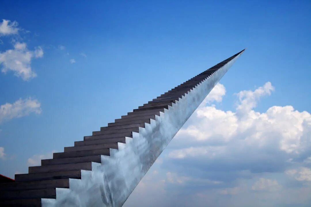 Бесконечная лестница в небо, Дэвид Мак-Кракен, Бонди, Австралия. Скульптура «лестница в небо», Сидней, Австралия. Лестница в бесконечность (Дэвид Маккракен, Бонди, Австралия). Бонди Бич лестница.