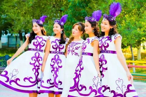 Жалаңаш жұлдыздарды ұстады