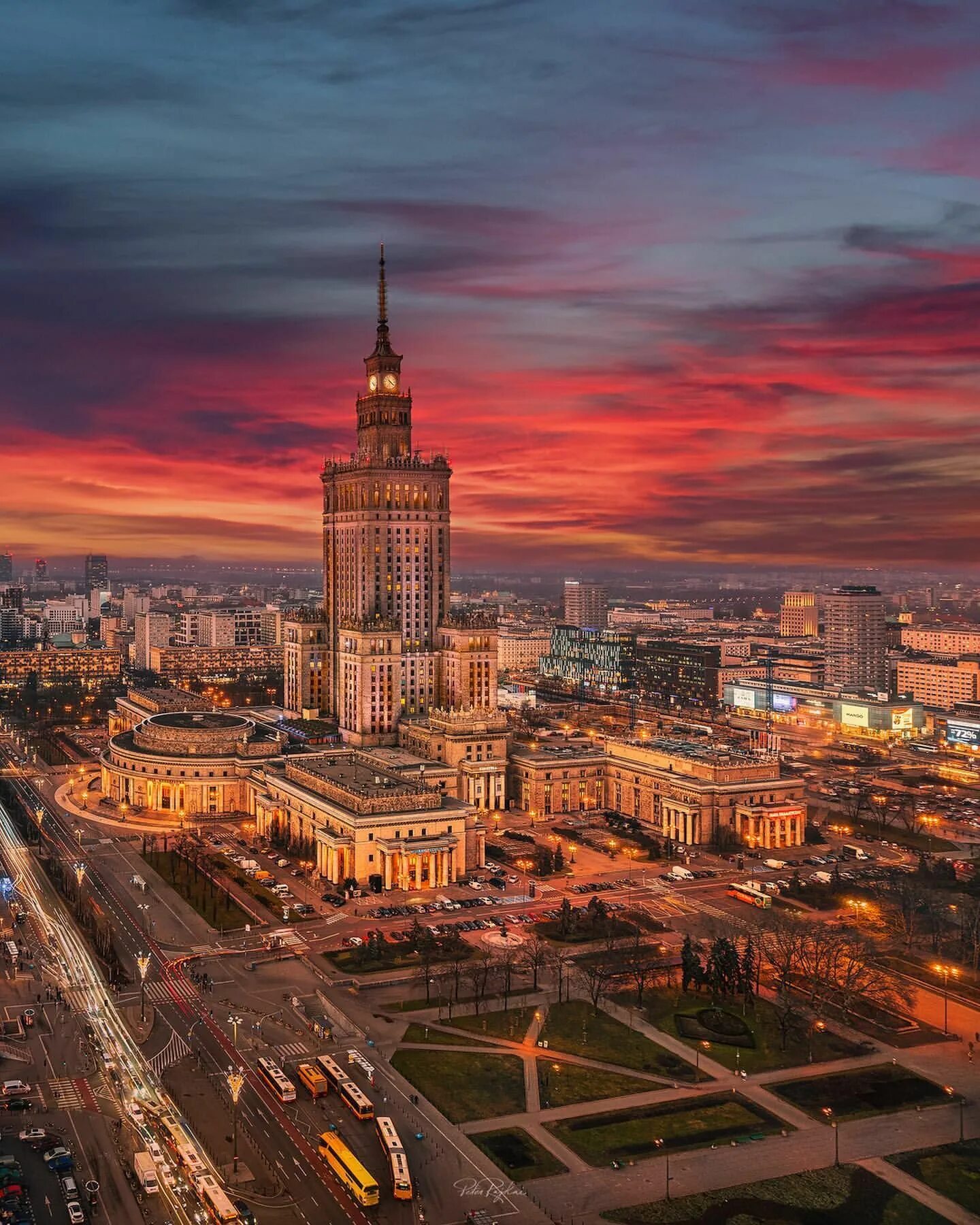 Столицей польши является