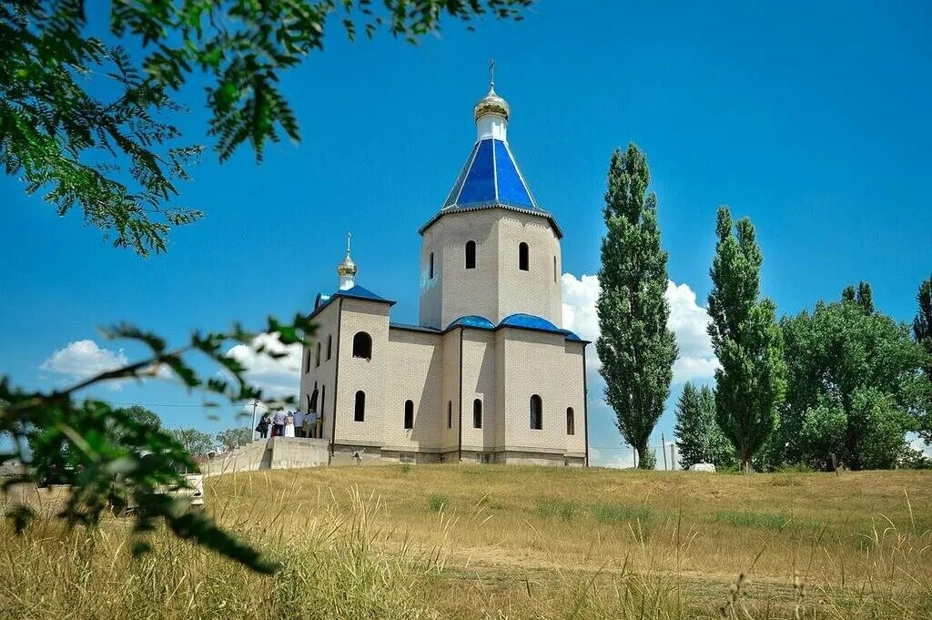 Храм Тимашевск. Тимашевский монастырь. Церковь на Шияна Тимашевск. Хутор северный краснодарский край