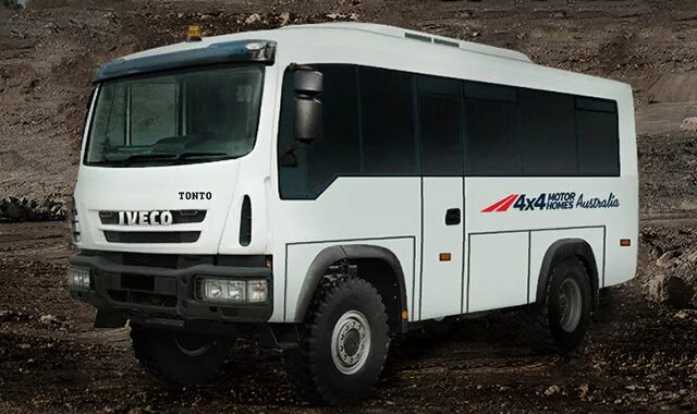 Купить ивеко бу в россии автобус. Iveco автобус 4x4. Iveco Tonto 4x4 Motorhome. Ивеко Тонто 4х4. Iveco Daily 4x4 Bus.