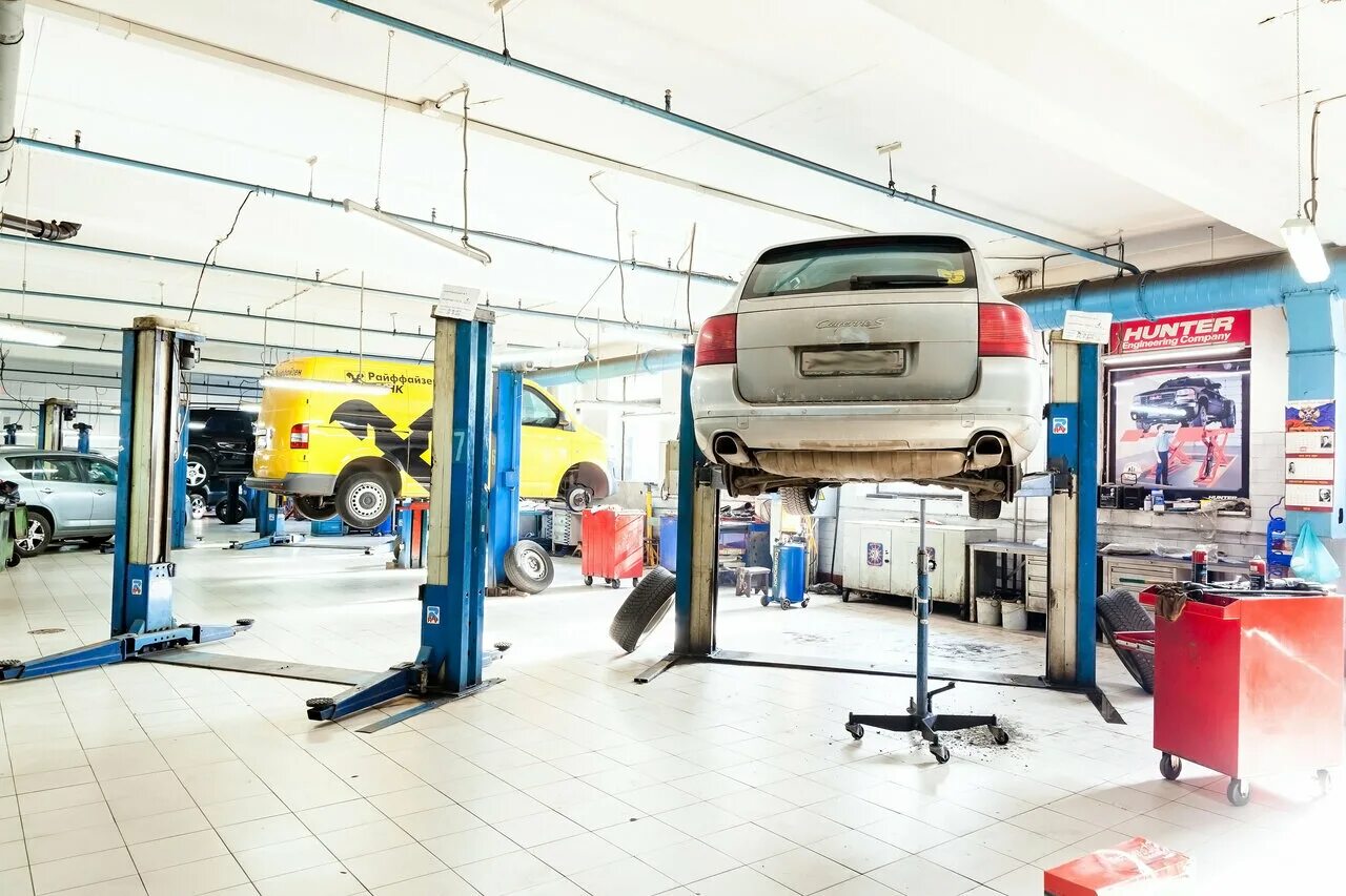 Москва, 1-й дорожный пр. Шиномонтаж в чертаново. Сервис дорожный проезд. 1-й дорожный проезд д. Автосервис южнопортовая bosch.