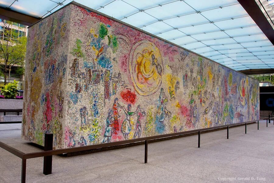 Мозаичные панно марка Шагала «четыре времени года».