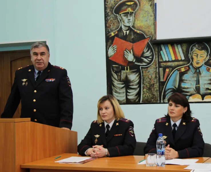 Сайт ут по урфо. Управление полиции на транспорте в урфо. Ут мвд на транспорте по урфо. Управление на транспорте мвд россии по урфо. Начальник ут мвд россии по урфо.