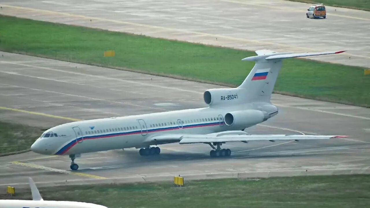 Ту 154 моя. Ту-154 пассажирский самолёт. ту 154 взлет. ту 154 самолёт пассажирские самолёты.