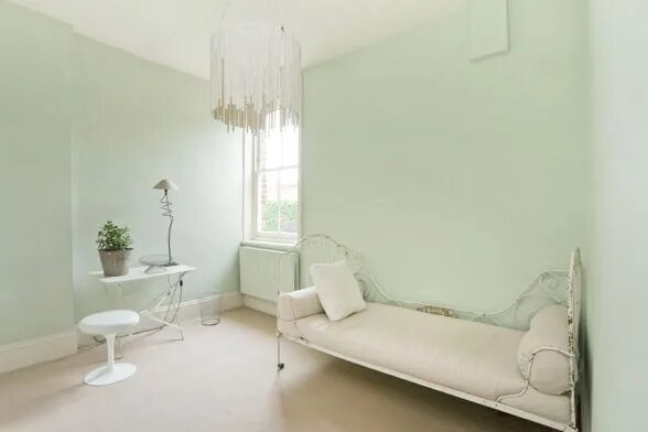 Love this decal. Simple and delightful. Green room colors, Bedroom wall designs,