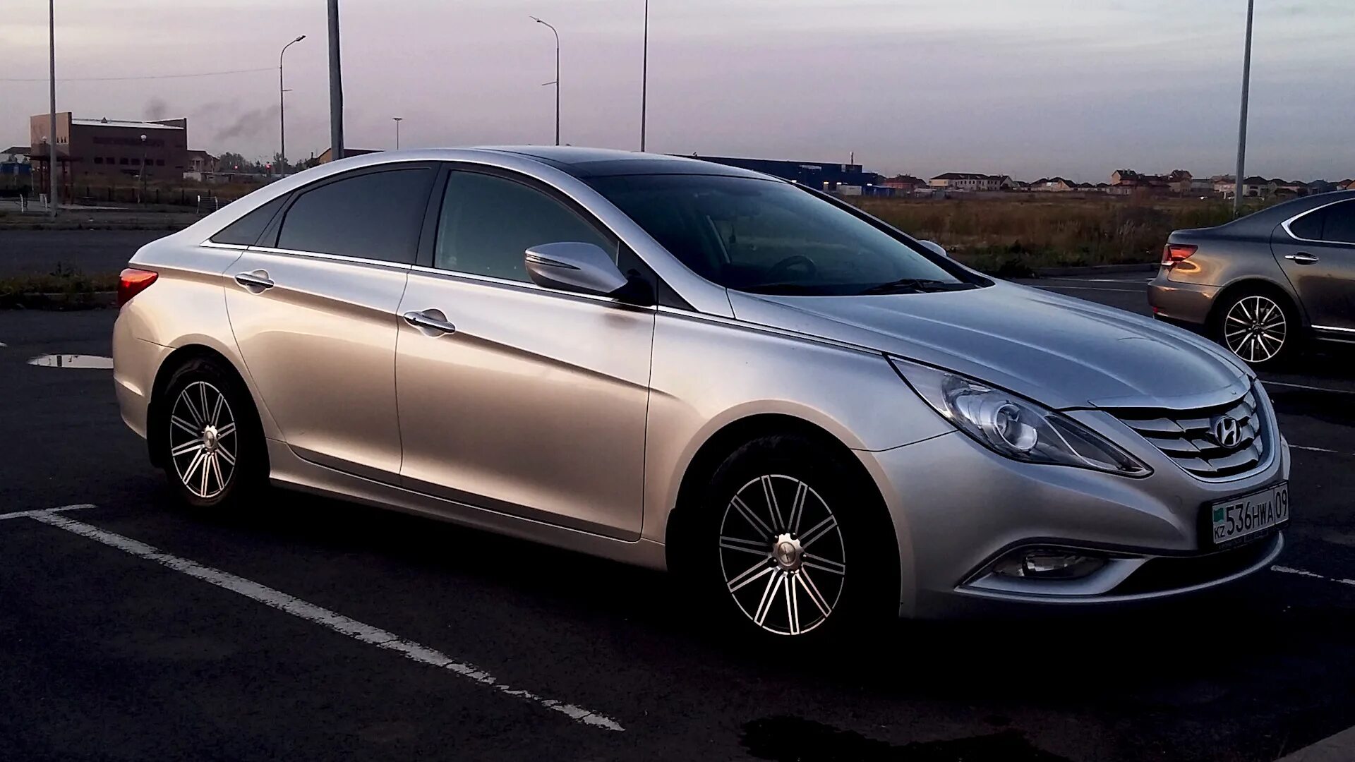 Hyundai Sonata 6. Hyundai Sonata 6 поколения. Хендай Саната 6 покаления. Хундай соеата 6 поколения. Hyundai vi