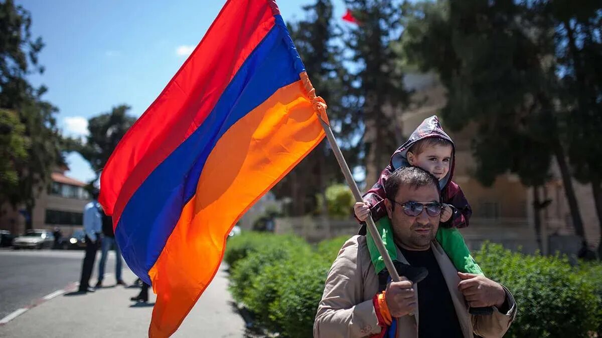 Население Армении. Республика Армения население. Жители Еревана армяне. Русские в Армении. Жители еревана