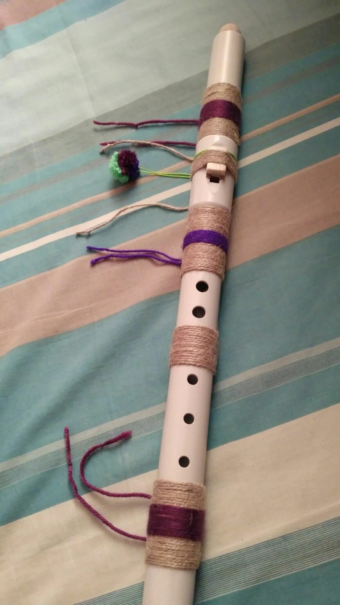 Native flute. Эльфийские музыкальные инструменты. Эльфийская дудочка. Флейты native. Эльфийская флейта.