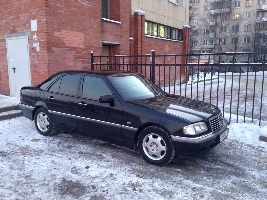 Mercedes-Benz c180 w202 2000. Мерседес-Бенц с 180 2000. Mercedes-Benz w202 черный. Mercedes-Benz c 180 2000.