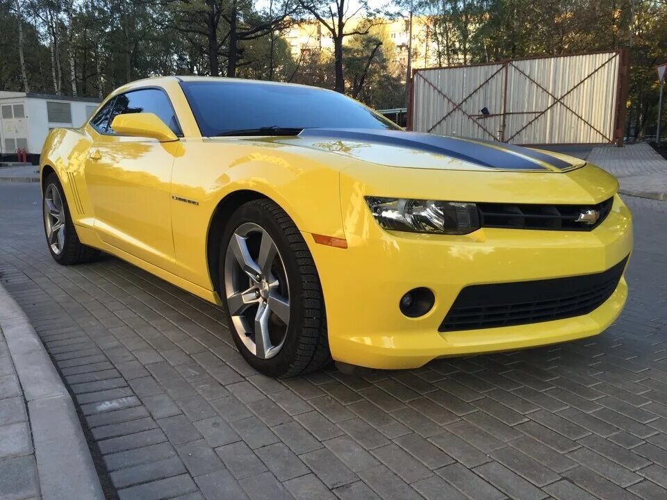 Купить шевроле пермский. Шевроле Камаро 2022. Chevrolet Camaro жёлтый 2022. Камаро Шевроле Камаро. Шевроле Камаро 6.