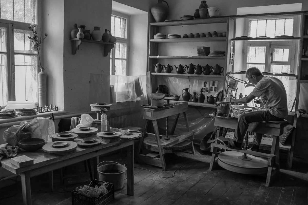 Рецепт орб истины подмастерья. Подмастерье столяра. Подмастерье часы работы. Подмастерье помощник мастера. Подмастерье часы работы.