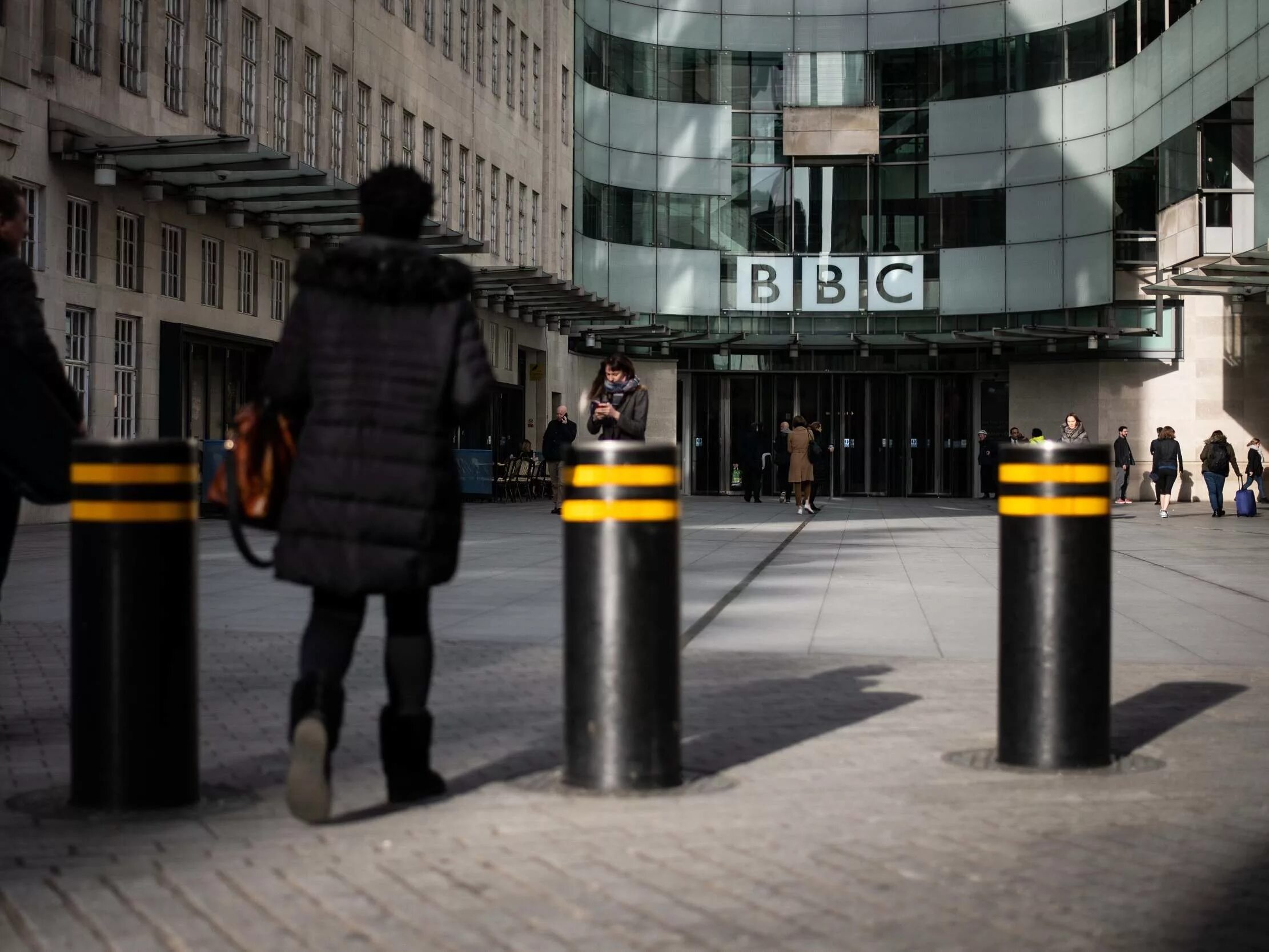 The bbc is probably the. Офис bbc в лондоне. broadcasting house bbc. bbc sco2025. headquarter of bbc.