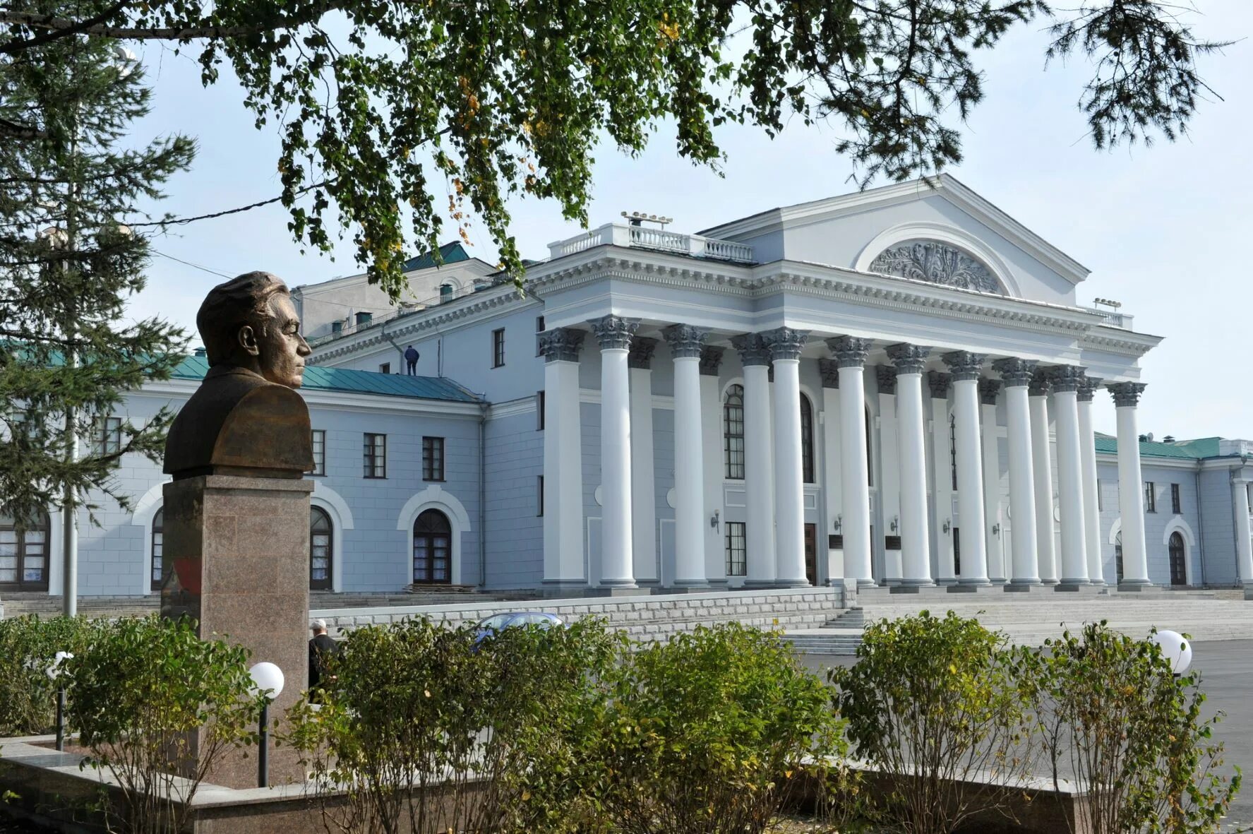 дворец культуры имени окунева. нижний тагил дворец дк имени окунева. нижний тагил дворец дк имени окунева. дворец имени окунева нижний тагил. дворец окунева нижний тагил.