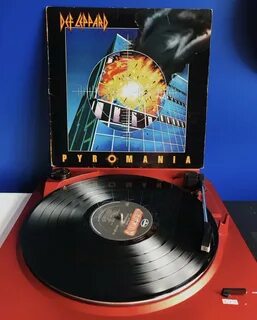 Pyromania def leppard