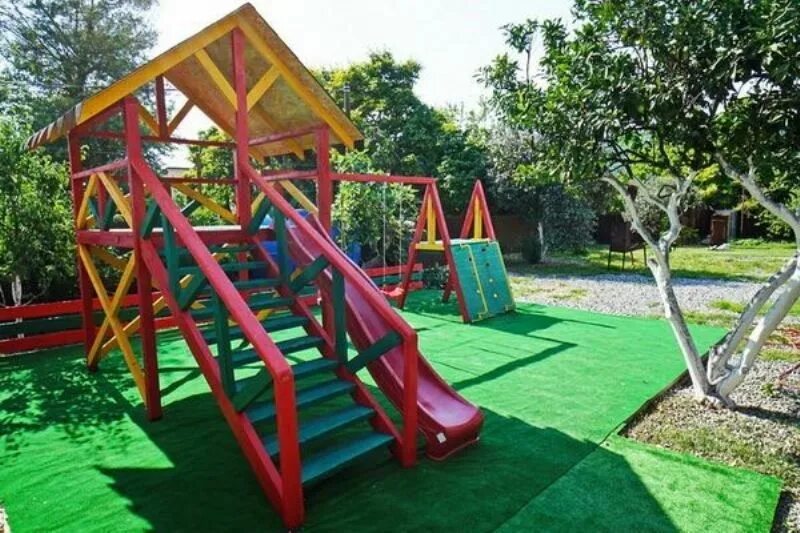 Green house абхазия пицунда. Mini hotel green house пицунда. Грин хаус абхазия пицунда. Green house лдзаа. Грин хаус абхазия лдзаа.