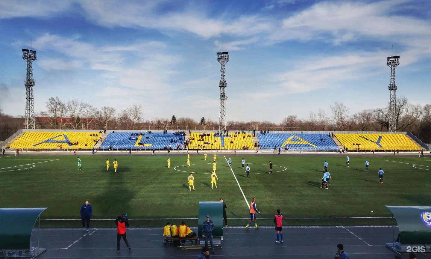 Стадион восточный. Стадион Восток Усть-Каменогорск. Стадион Восток Харьков. Стадион Восток Ясный. Усть Каменогорск стадион Восток открытие игр.