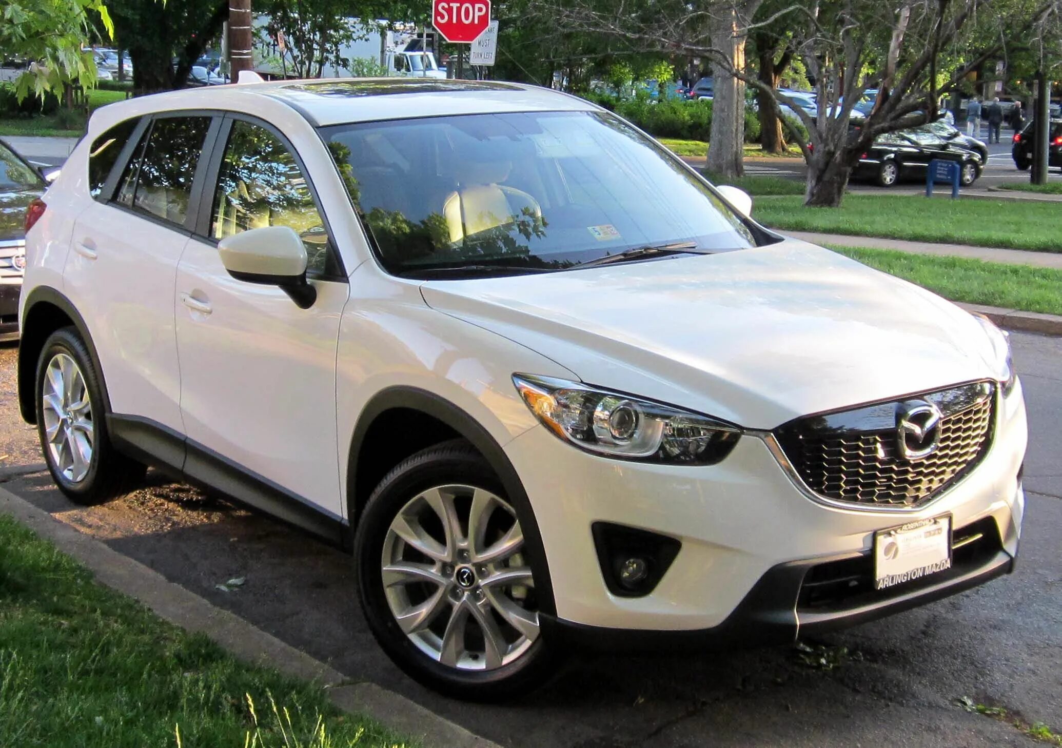 Сх 5 дром. Mazda CX-5. Mazda СХ-5. Мазда СХ-5 2013 белый. Mazda CX 5 White.