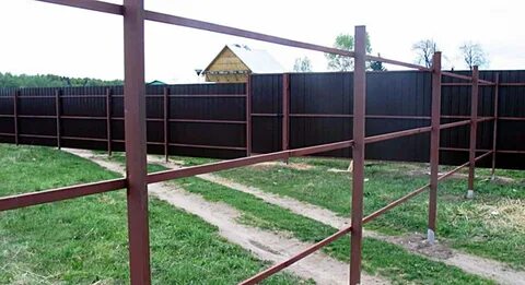 Забор из круглой трубы