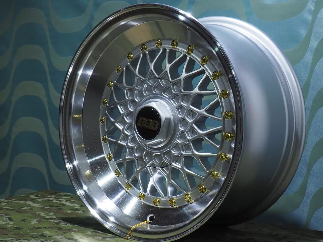 BBS r15 5x114.3. BBS RS r15. Диски BBS r15. BBS RS r15 4x100. Купить r15 5x100