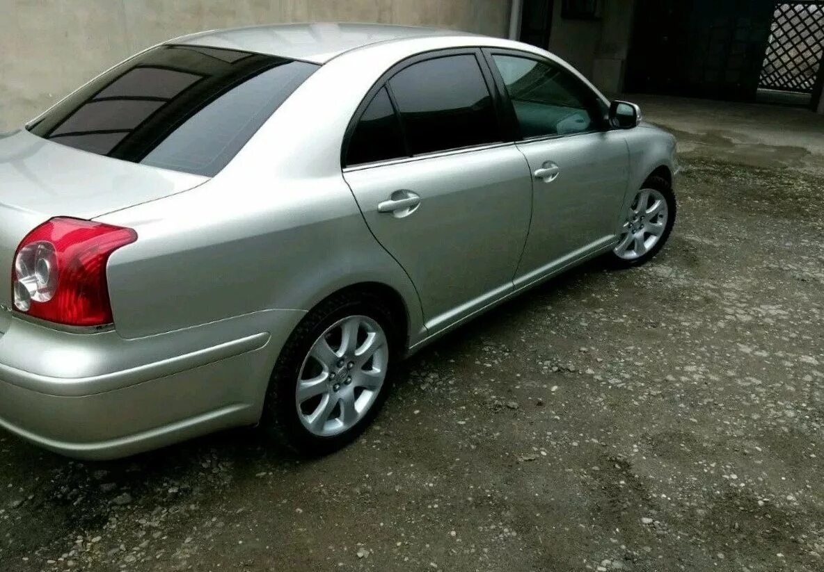 Почему на тойоте авенсис. Тойота Авенсис 2007. Тойота Avensis 2007. Тойота Авенсис 2007г. Toyota Avensis 200.