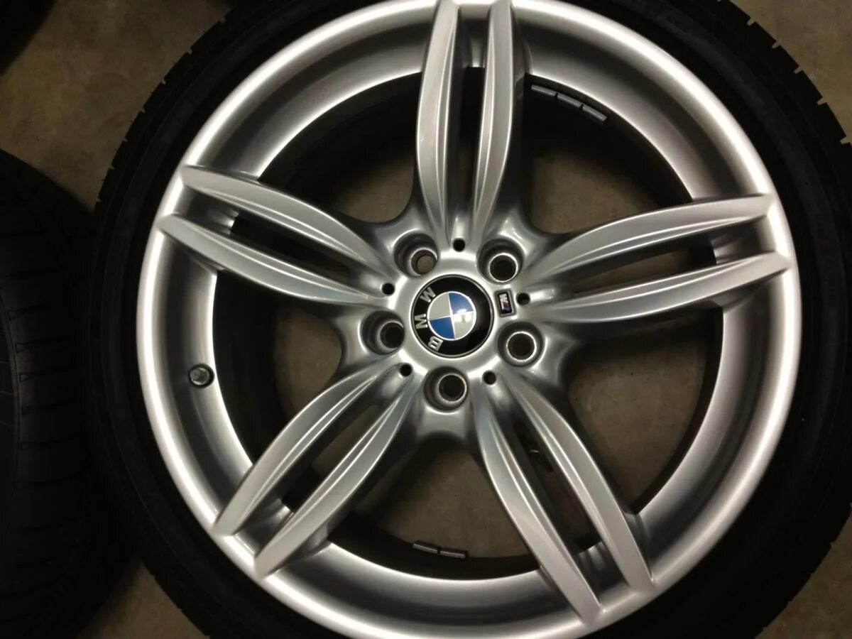 351 Стиль BMW f10. 351 Стиль BMW f10 r19. Диски БМВ 351 стиль. Диски BMW f10 стиль. Все стили дисков бмв