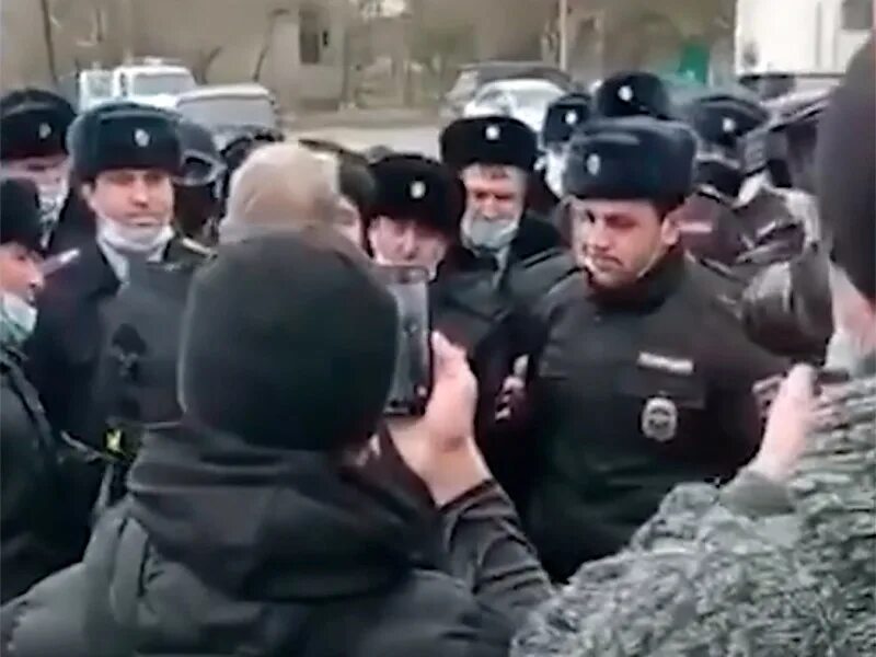 Полиция Дагестана. Протесты в Дагестане. Чеченская полиция. Дагестанские полицейские.